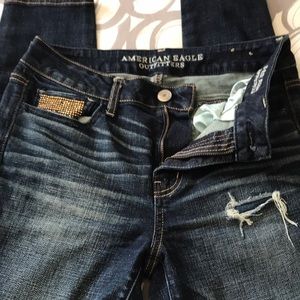 Women’s American Eagle Jeans.